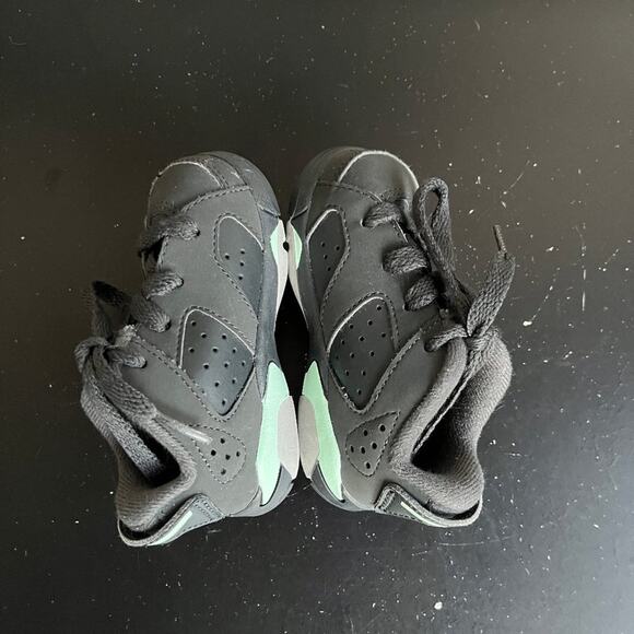 Jordan Nike Toddler Retro 6 Low Mint Foam Shoes Sneakers Sz 5C Style 768885-015 - Picture 7 of 11